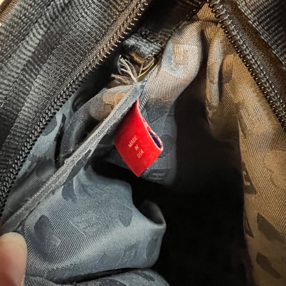 Harvey's Original Seatbelt Small Crossbody Bag - Picture 12 of 15